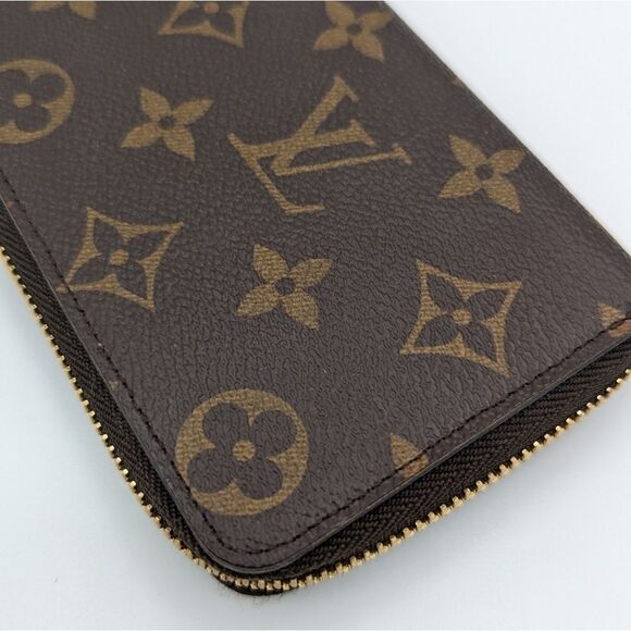 Louis Vuitton Clemence Wallet - Picture 8 of 16